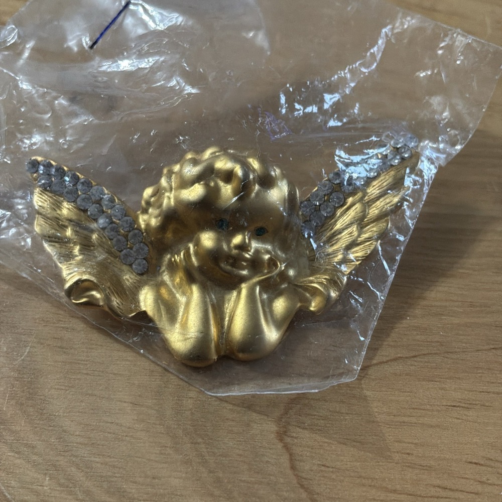 Vintage Large Cherub Angel Brooch Matte Gold Tone Rhinestone Lapel Pin NEW
